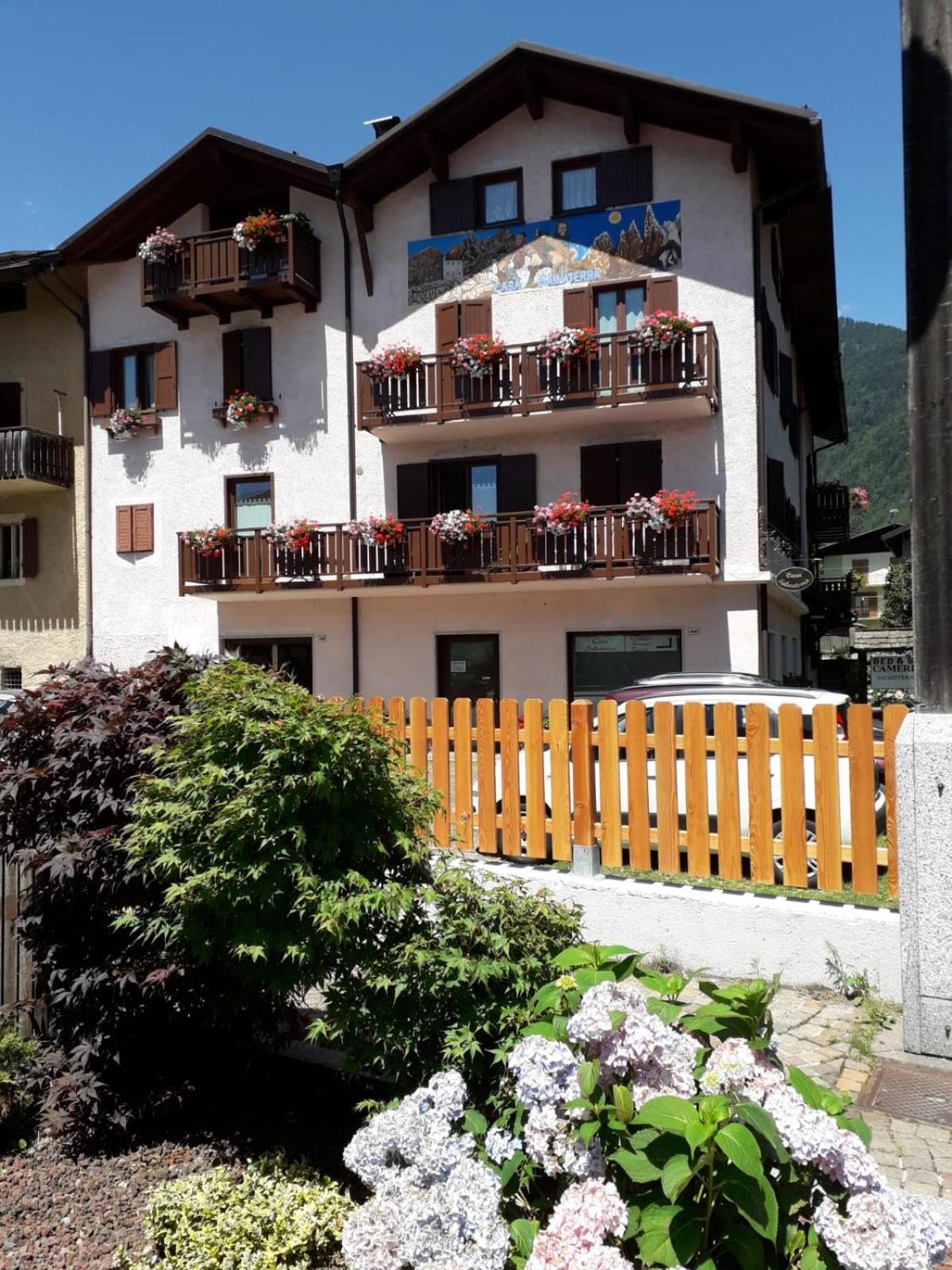 Casa Salvaterra Affittacamere Pinzolo Eksteriør bilde