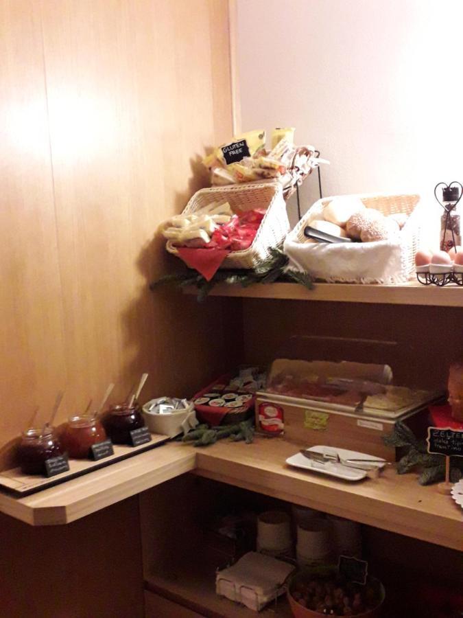 Casa Salvaterra Affittacamere Pinzolo Eksteriør bilde
